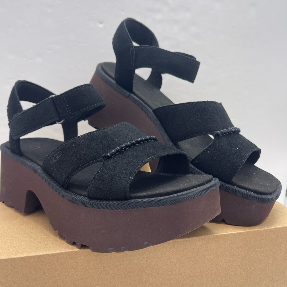 UGG WMNS10 Lug Sole NEW HEIGHTS Suede ANKLE STRAP Platform Heeled Sandals
Black - Picture 2 of 16